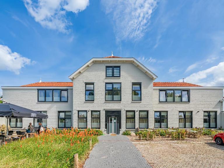 Strandhotel Wemeldinge Buitenkant foto